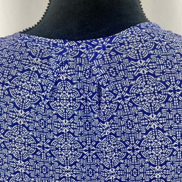 The Limited Blue Printed Sheer Blouse - Picture 5 of 7